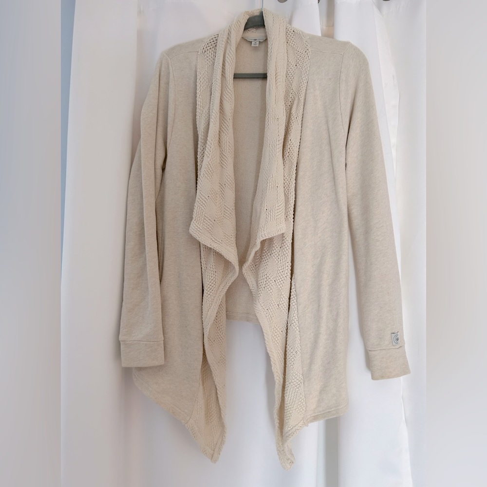 Lucky Lotus crochet neckline cardigan. EUC!